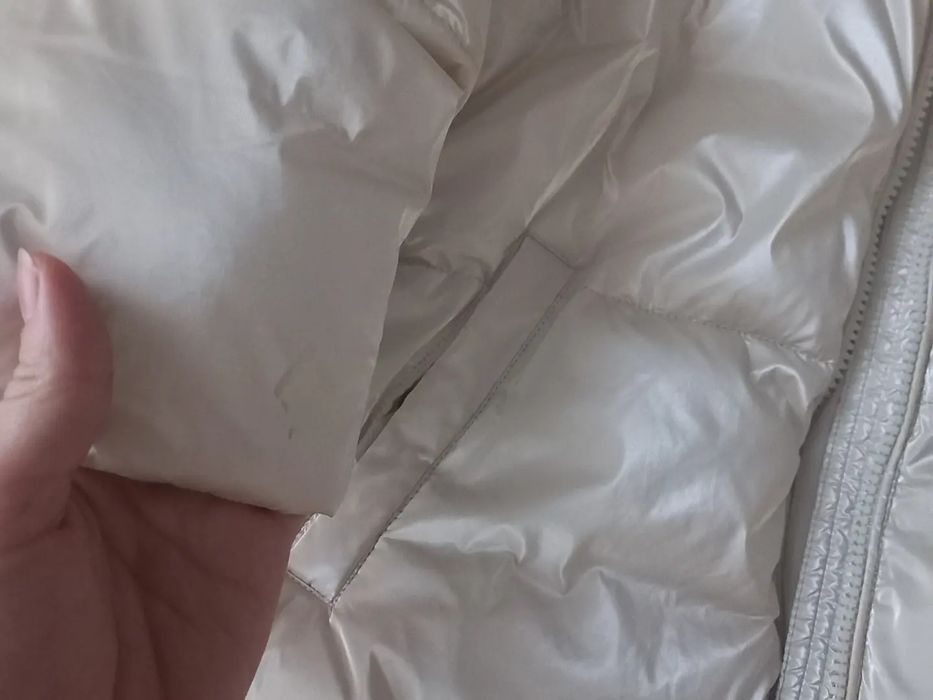 Продам курточку детскую(ДАМАНСКИЙ)