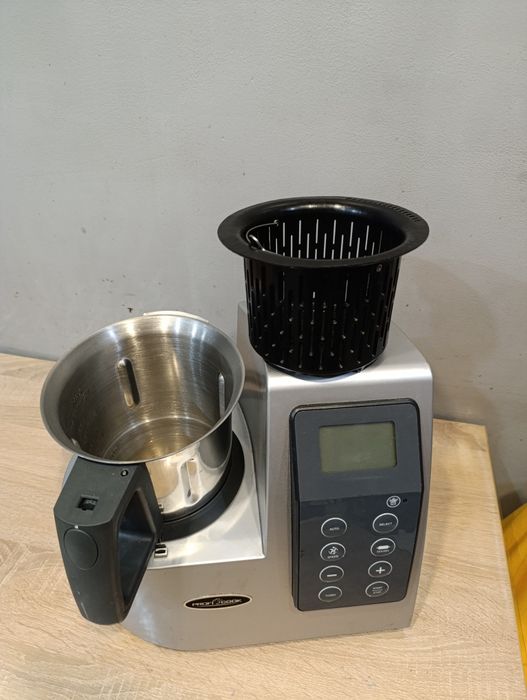 Кухонний комбайн Profi Cook PC-MKM 1074