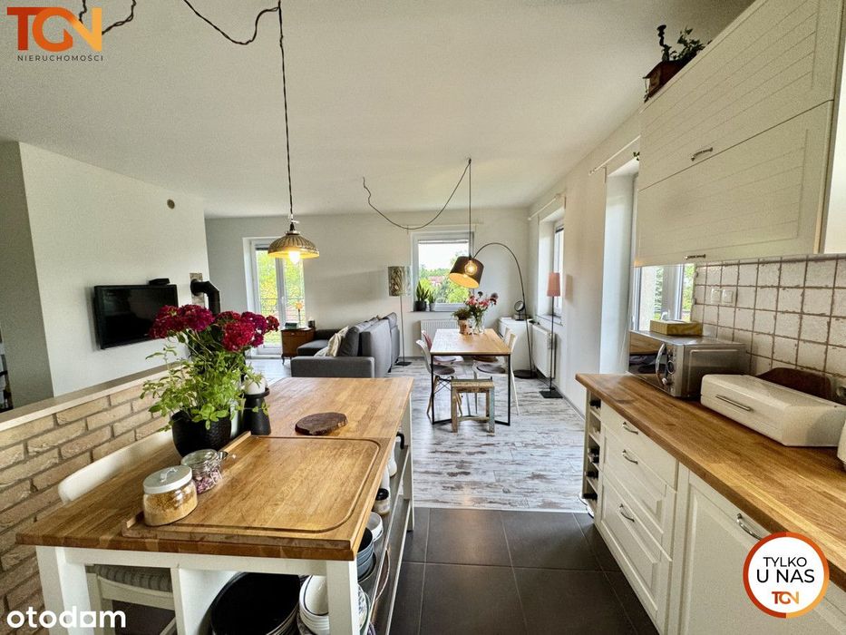 Dwupoziomowy Apartament z Ogródkiem / Teofilów