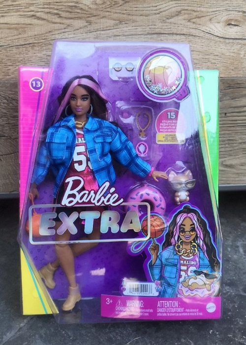 Barbie Extra # 13