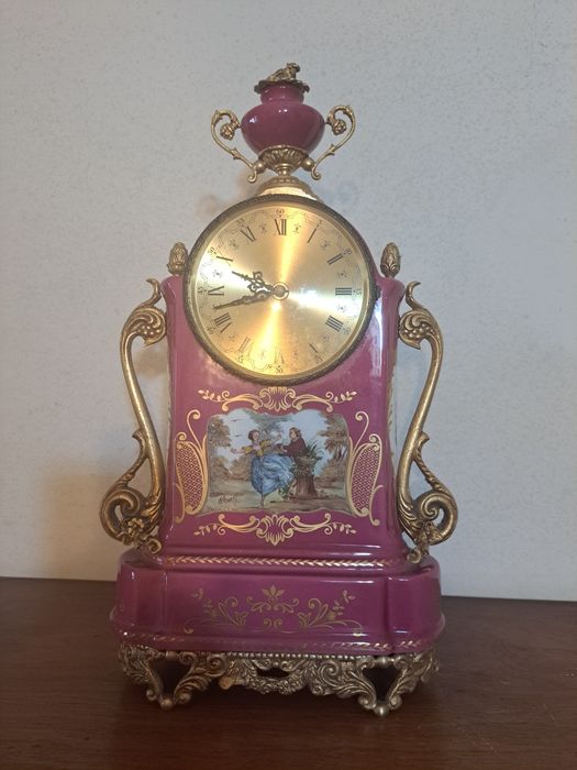 Relógio limoges rosa