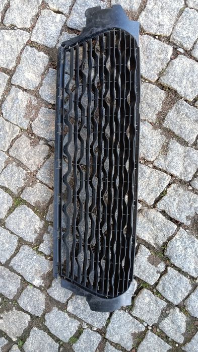 Grelha Renault Dacia Duster 2018