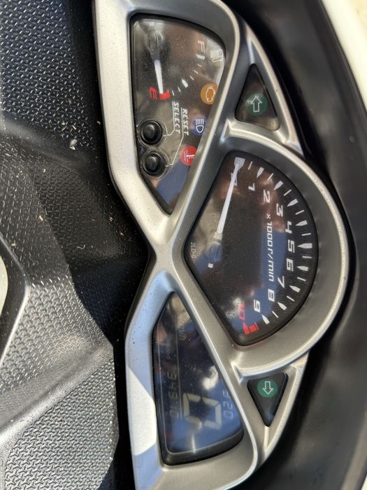 Продам yamaha majesty 155