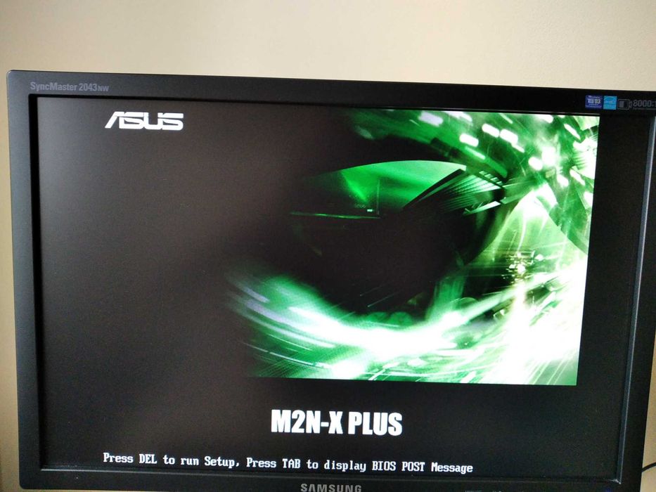 Комп'ютер. Системник+монітор+клавіатура