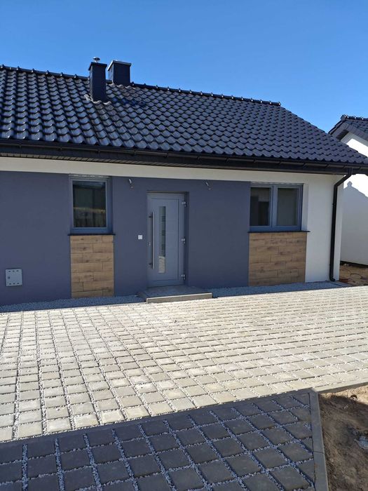 Sprzedam mały nowy dom parterowy