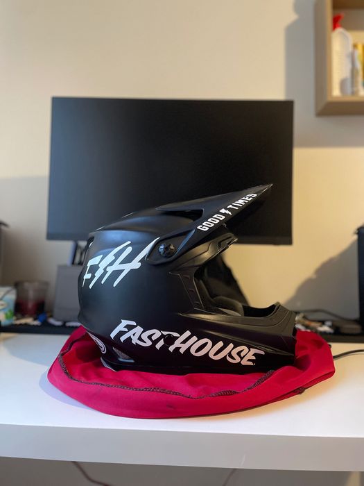 Capacete Bell Full 9 (MIPS protection)