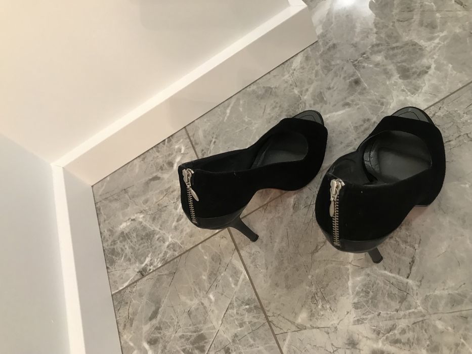 Buty na obcasie rozmiar 37