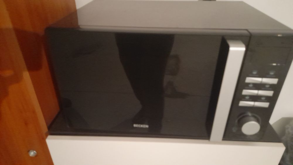 Microondas Becken BMW3998