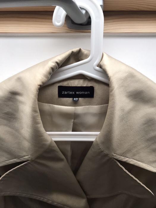 Plaszcz Zartex beżowy roz.42