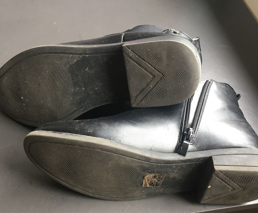 Botas  mulher em bom estado