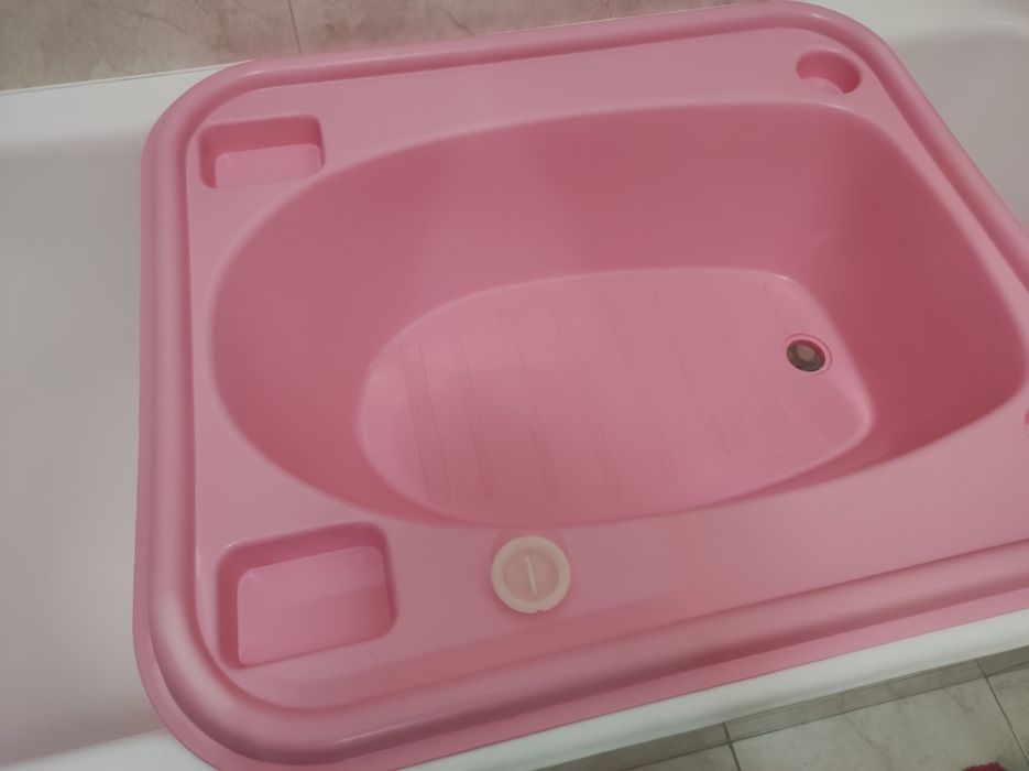 Banheira para bebê ideal para colocar banheira
