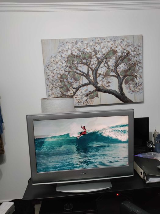 Televisão Sony LCD 32 polegadas (81cm) KDL-32S2020