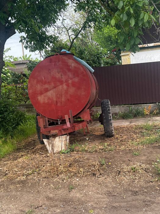 Продам бочку 3 куба