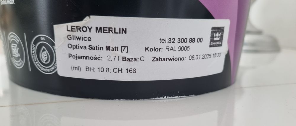 Farba do ścian czarna satyna