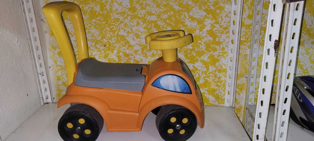 quadriciclo para bebe 2 anos
