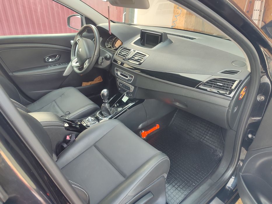 Продам Рено Меган 3 свіжо пригнаний  ,босс комплектація без підкласів