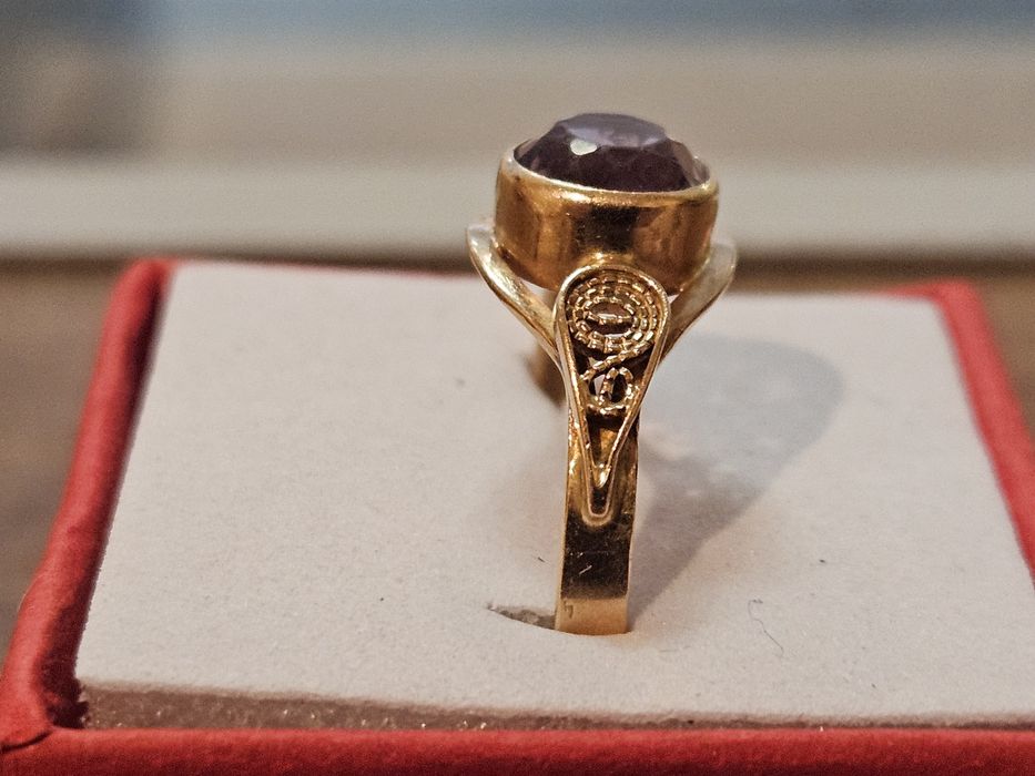 Złoty pierścionek od Lombardia Katowice