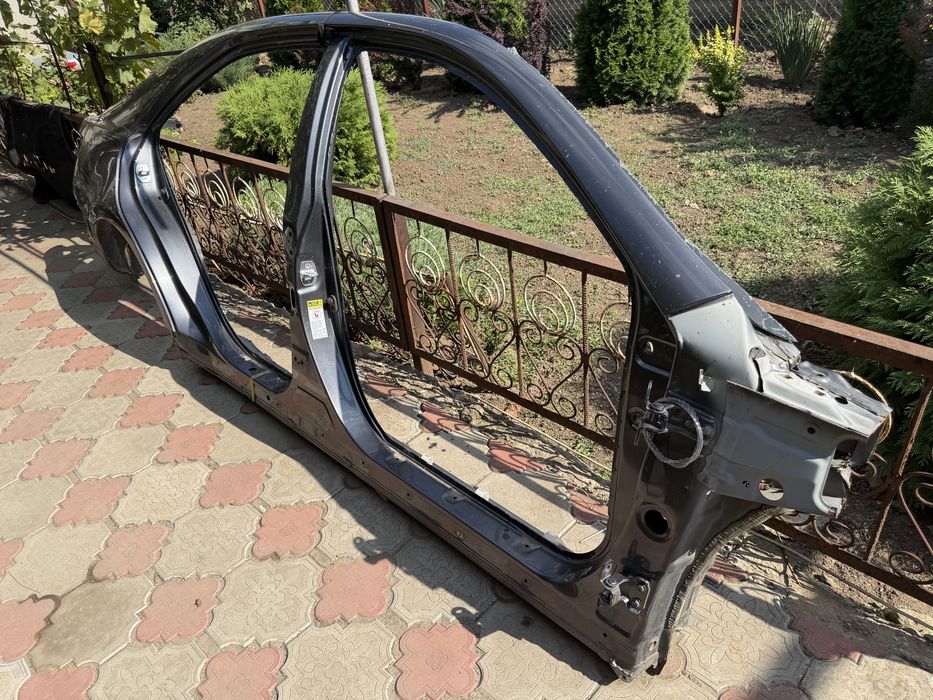 Четверть,крыло,бочина toyota camry 40