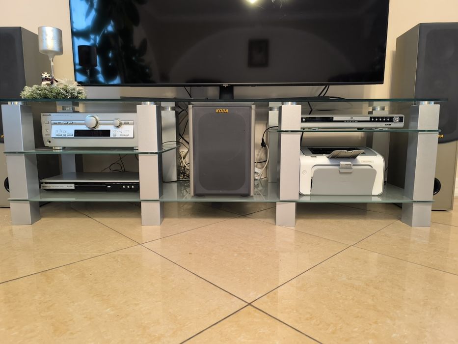 Szklany stolik pod telewizor, 171 cm