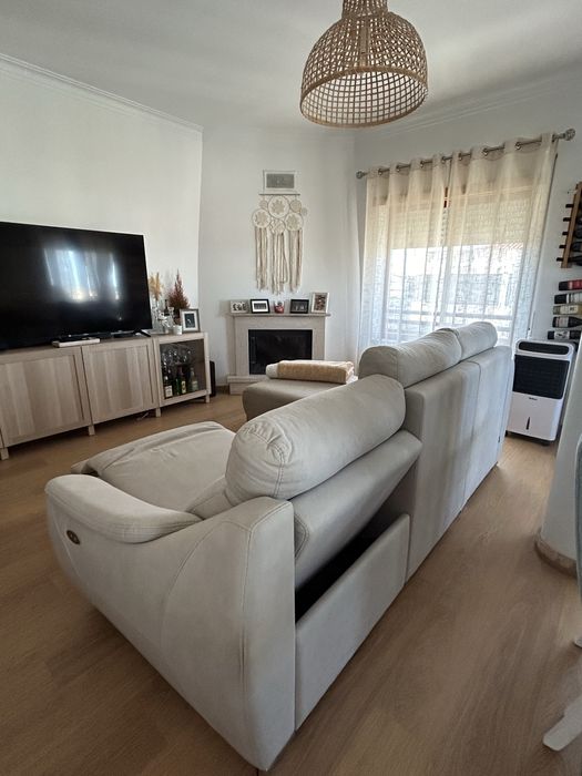 Sofa com chaise longue