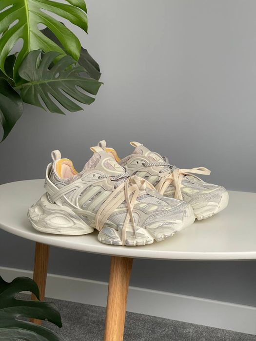 Adidas XLG Runner Deluxe Wonder Beige Unisex