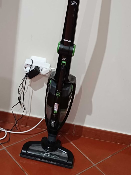 Vendo aspirador vertical POLTI Forzaspira (Usado com pouco uso)