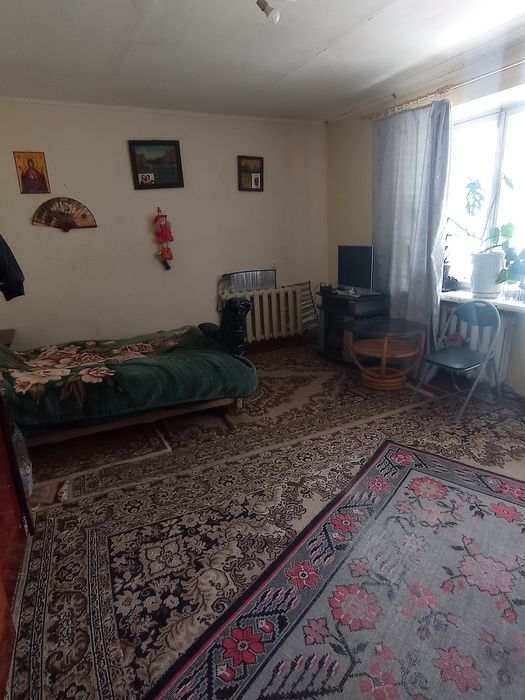 1 кім. кв-ра в смт Ріпки. Обмін на кім. в гуртожитку в Чернігові.
