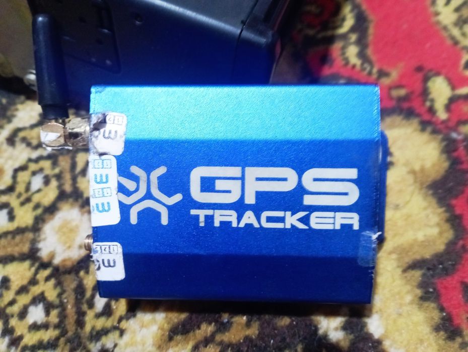 GPS трекер,б/у,рабочий
