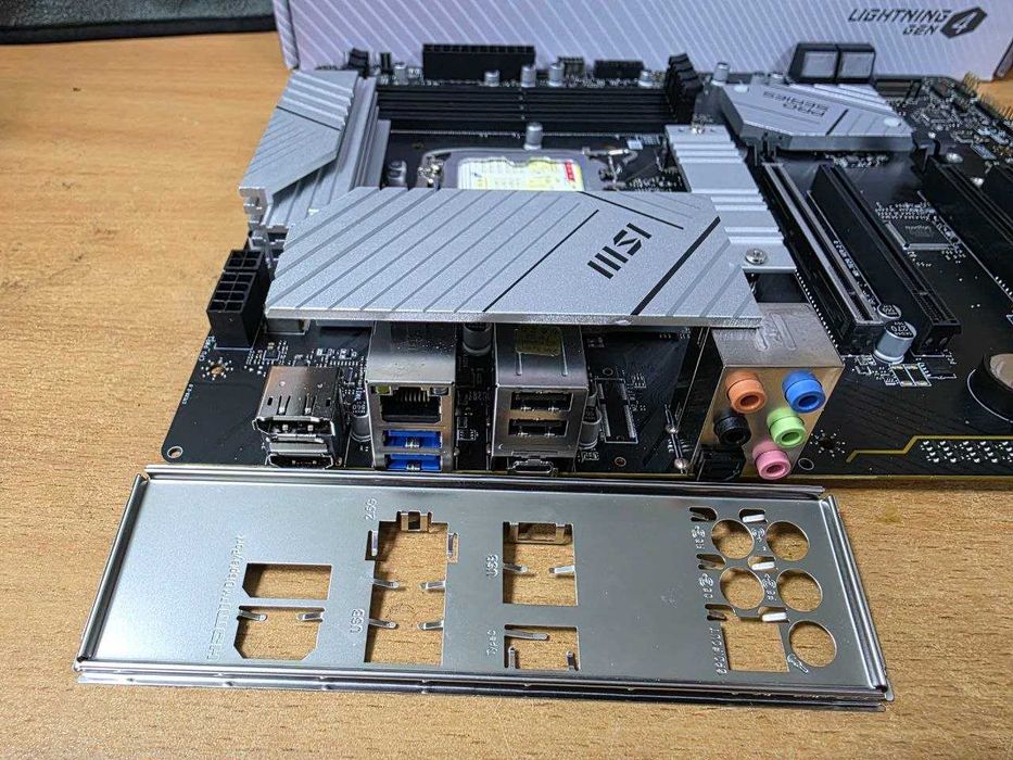 Материнська плата MSI PRO B760-P II