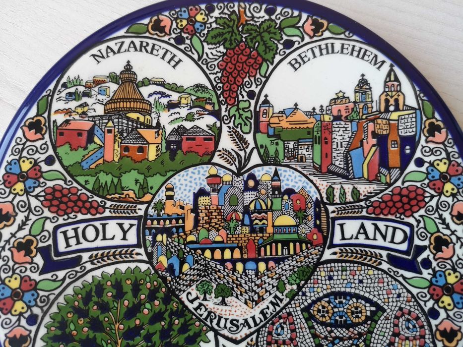 Ręcznie malowany talerz ceramiczny