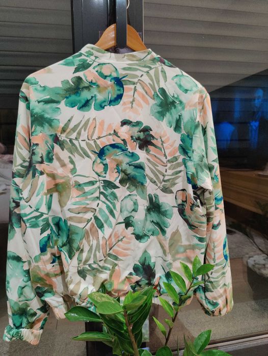 Casaco meia estação TAM. L