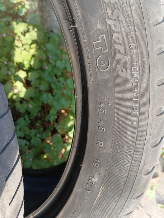 Pneus em muito bom estado-com poucos kms