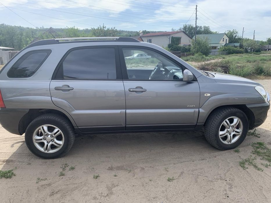 Киа Спорт Течь продам