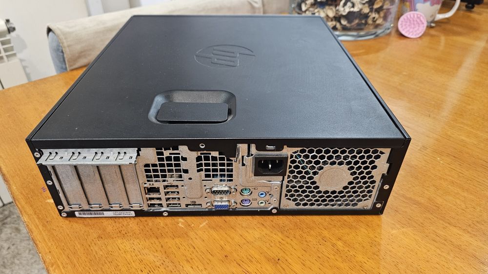 HP i5 8gb ram 240gb ssd+1tb hdd