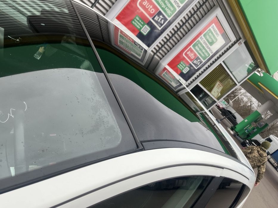 Продам дизельний Nissan Qashqai повний привід на автоматі