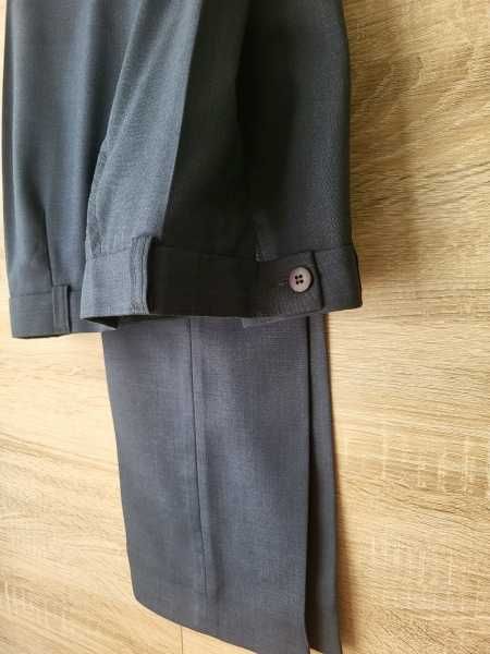 Garnitur młodzieżowy