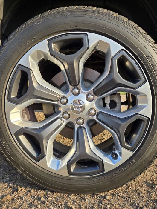 Ram 1500  Limited 5,7 hemi  v8 2019г