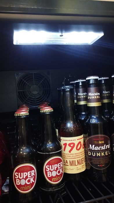 Arca vertical para bebidas