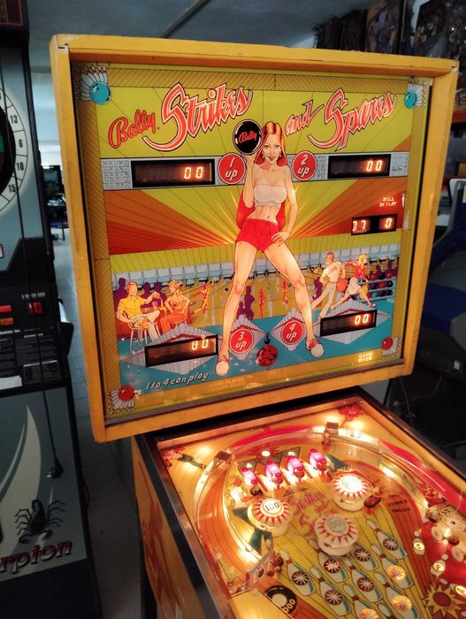 Fliper Pinball - Strikes and Spares