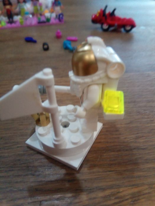 Figurka LEGO City Astronauta Space Explorarion