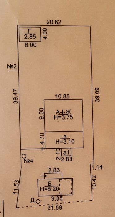 Добротний будинок з ділянкою 10 соток