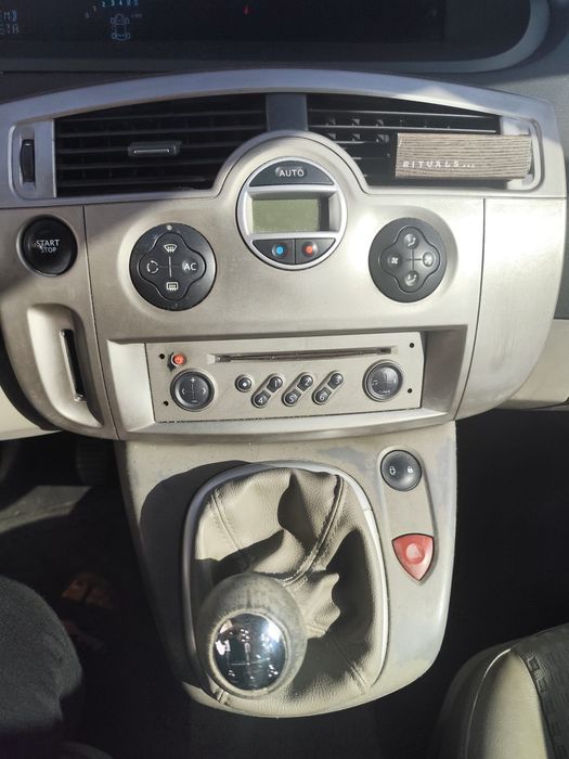 RESERVADO Renault scenic 2004