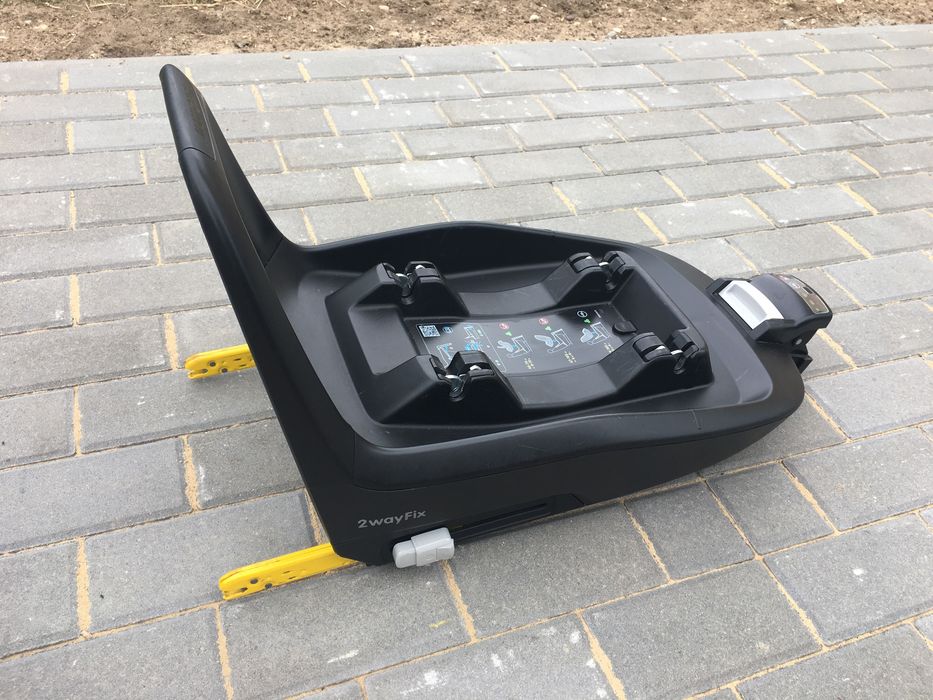 Fotelik 0-15m Maxi Cosi 2way Pearl , z bazą 2way fix , isofix