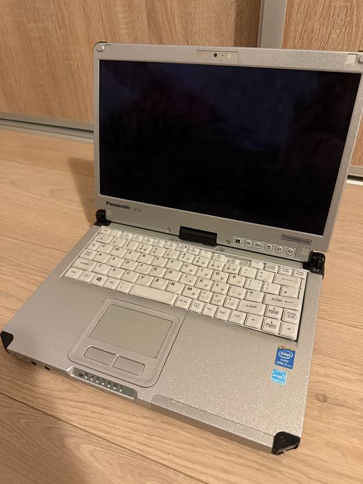 2 laptopy panasonic CF-C2!
