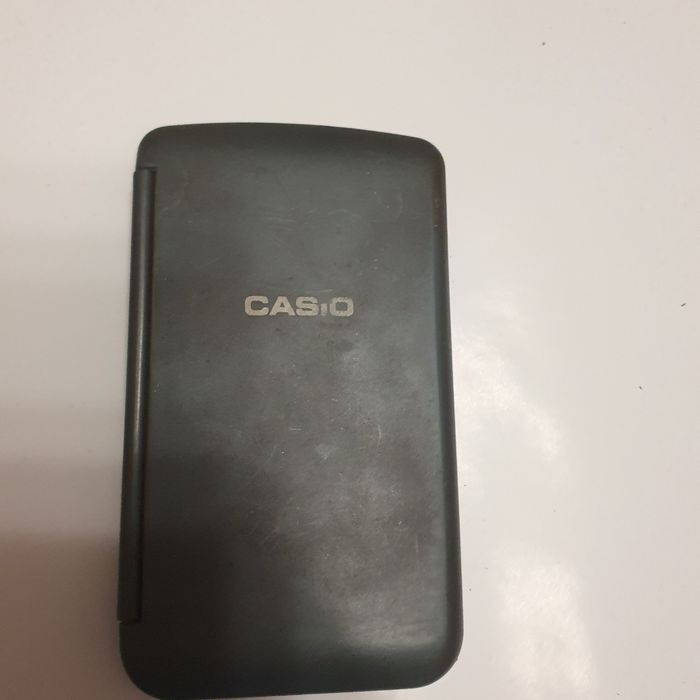 Инженерный калькулятор Casio не рабочий.