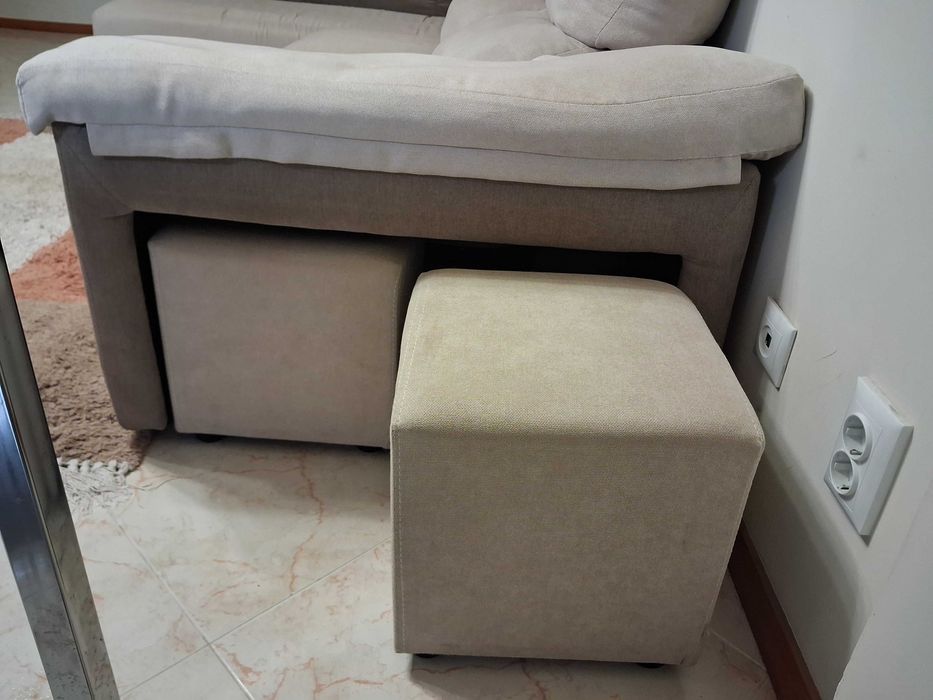 Sofá Castanho e Bege