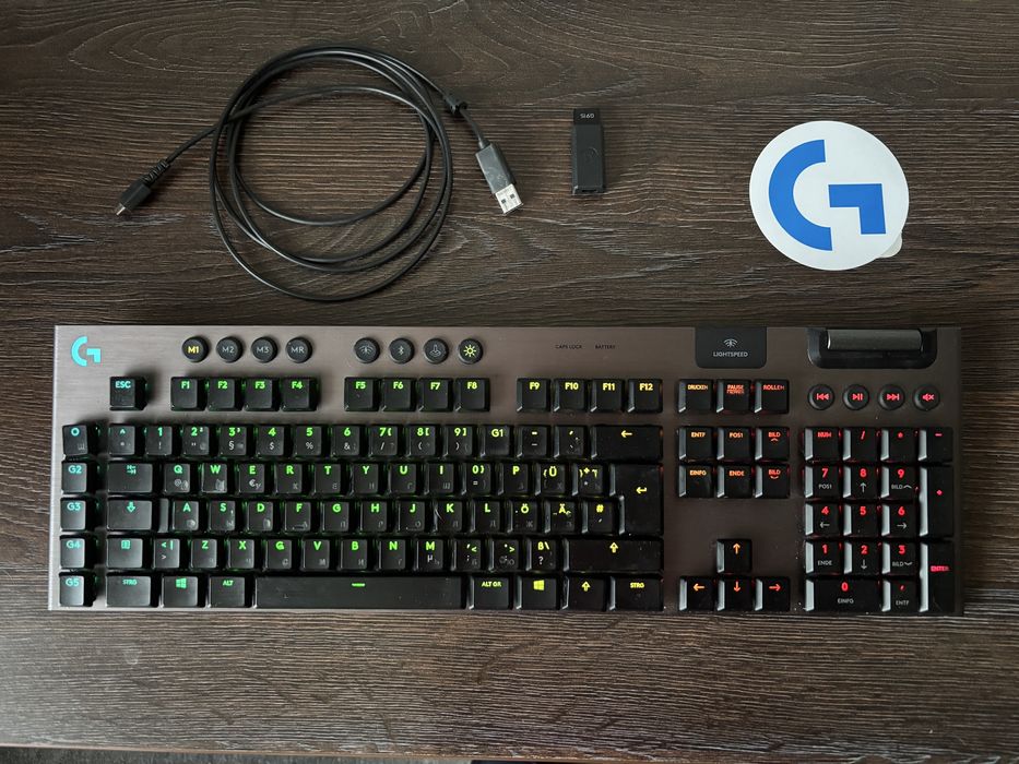 Клавіатура Logitech G915 Tactile Lightspeed RGB