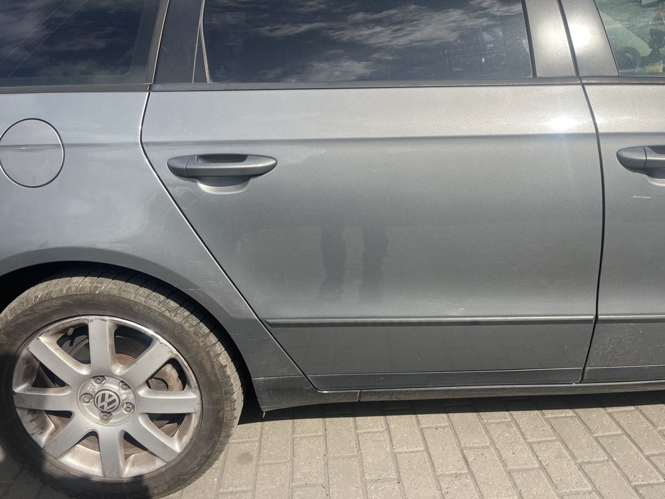 Passat B6 combi drzwi przód tył kolor szary LA7T