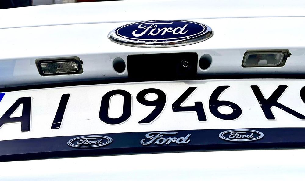 Продаю своє авто Форд Мондео 4.