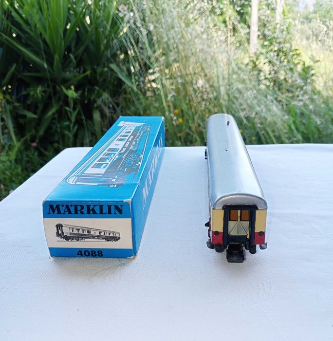 MARKLIN 4088, Carruagem de passageiros